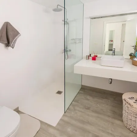 Lanzahost Tabaiba Blue * Costa Teguise