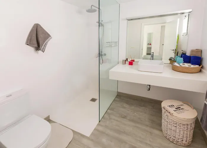 Lanzahost Tabaiba Blue * Costa Teguise